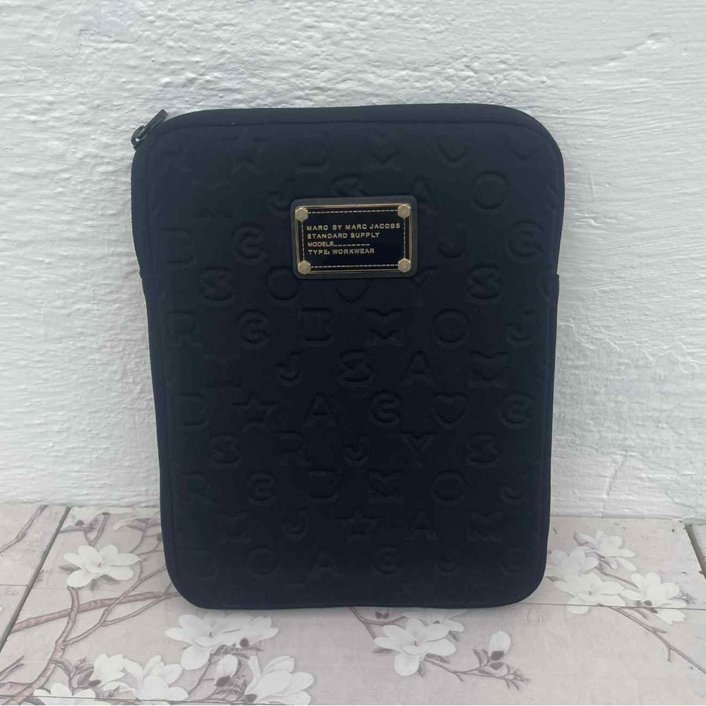 Marc By Marc Jacobs Black Tablet Case